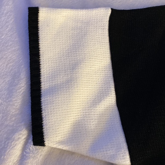 Black and White Sweater - Picture 3 of 6
